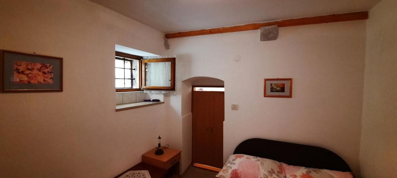 Apartment Lucija Cres Luaran gambar